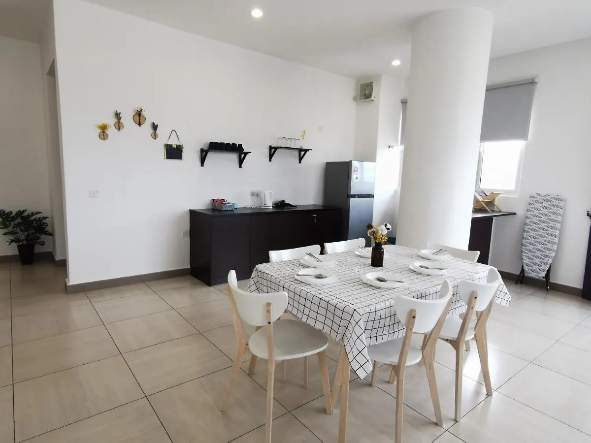 Octagon Ipoh Family Suites Apartment